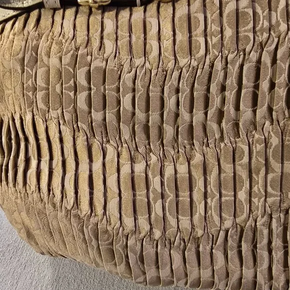 Coach 18885 NWT Madison Gathered Signature Fabric Sophia Satchel Purse Khaki NEW - Picture 5 of 15